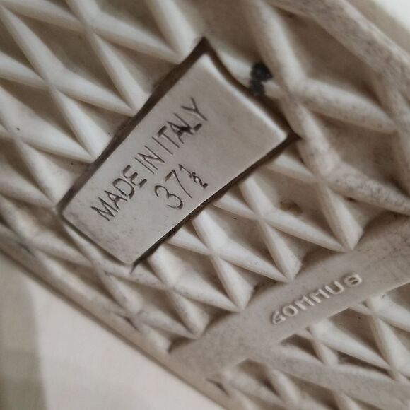 Giuseppe Zanotti   Leather Sneakers Gold Double Zipper Wmn's size 7.5 , EU 37.5 - Picture 9 of 10